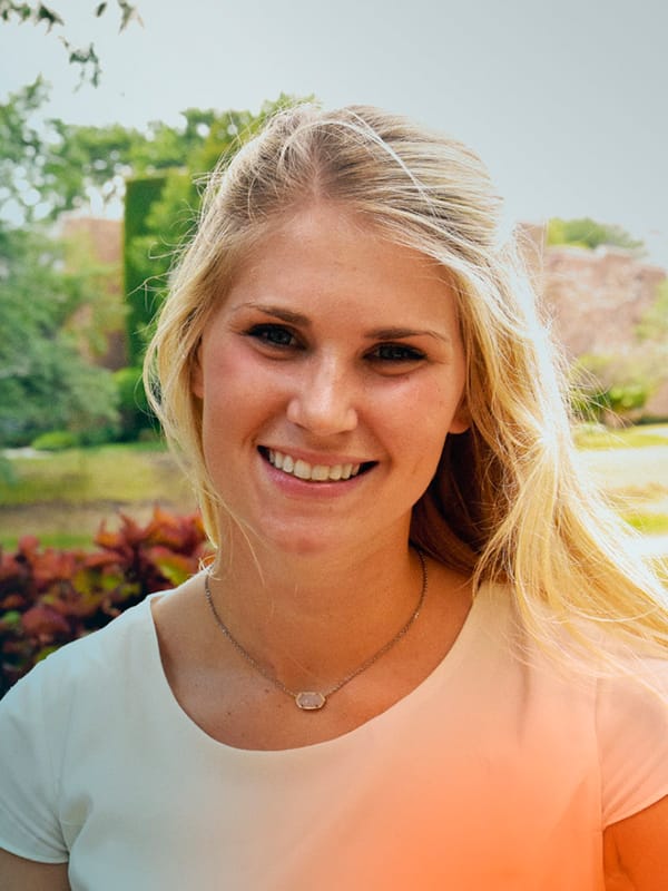 Meet Taylor – Senior Digital Inside Sales Account Manager